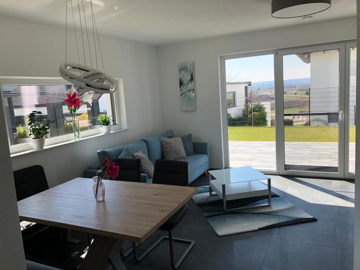 Moderne Ferienwohnung Mit Terrasse Und Garten Verwaltungsgemeinschaft Haldenwang Exteriör bild
