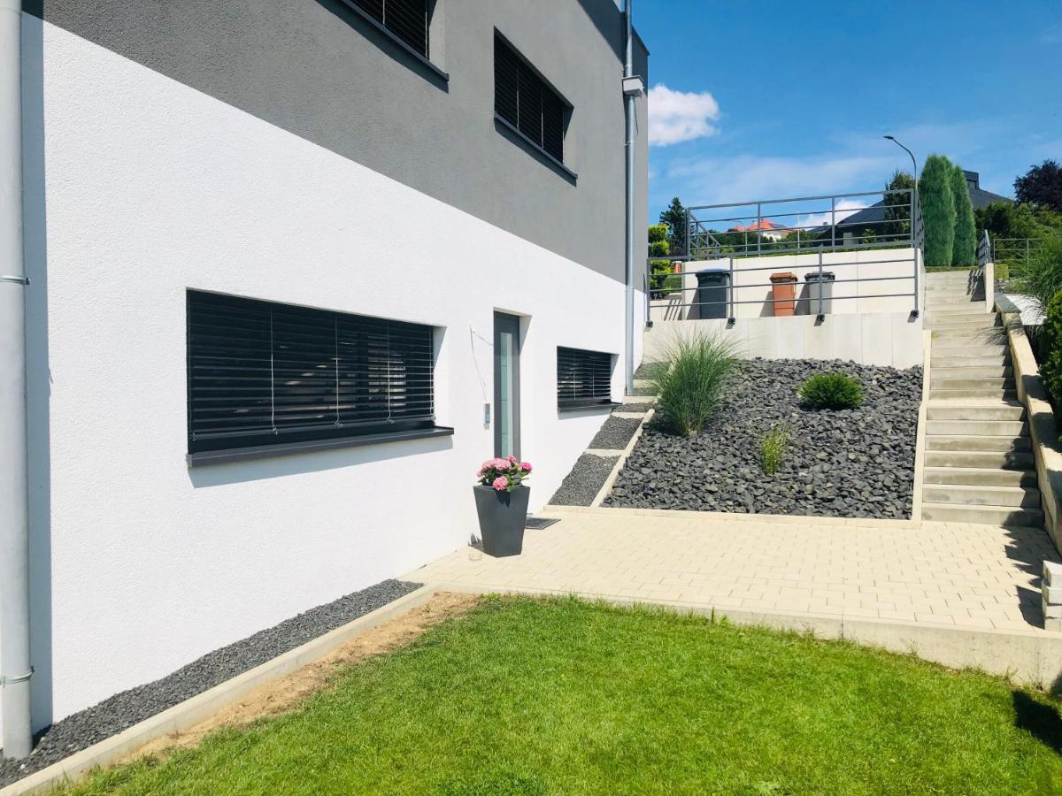 Moderne Ferienwohnung Mit Terrasse Und Garten Verwaltungsgemeinschaft Haldenwang Exteriör bild